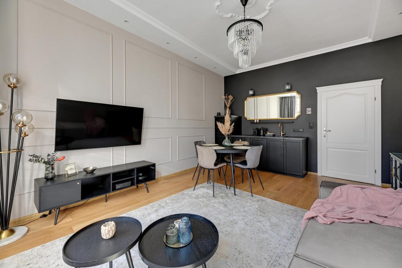 Old Town Ogarna IV Glamour By Downtown Apartments Гданск Екстериор снимка