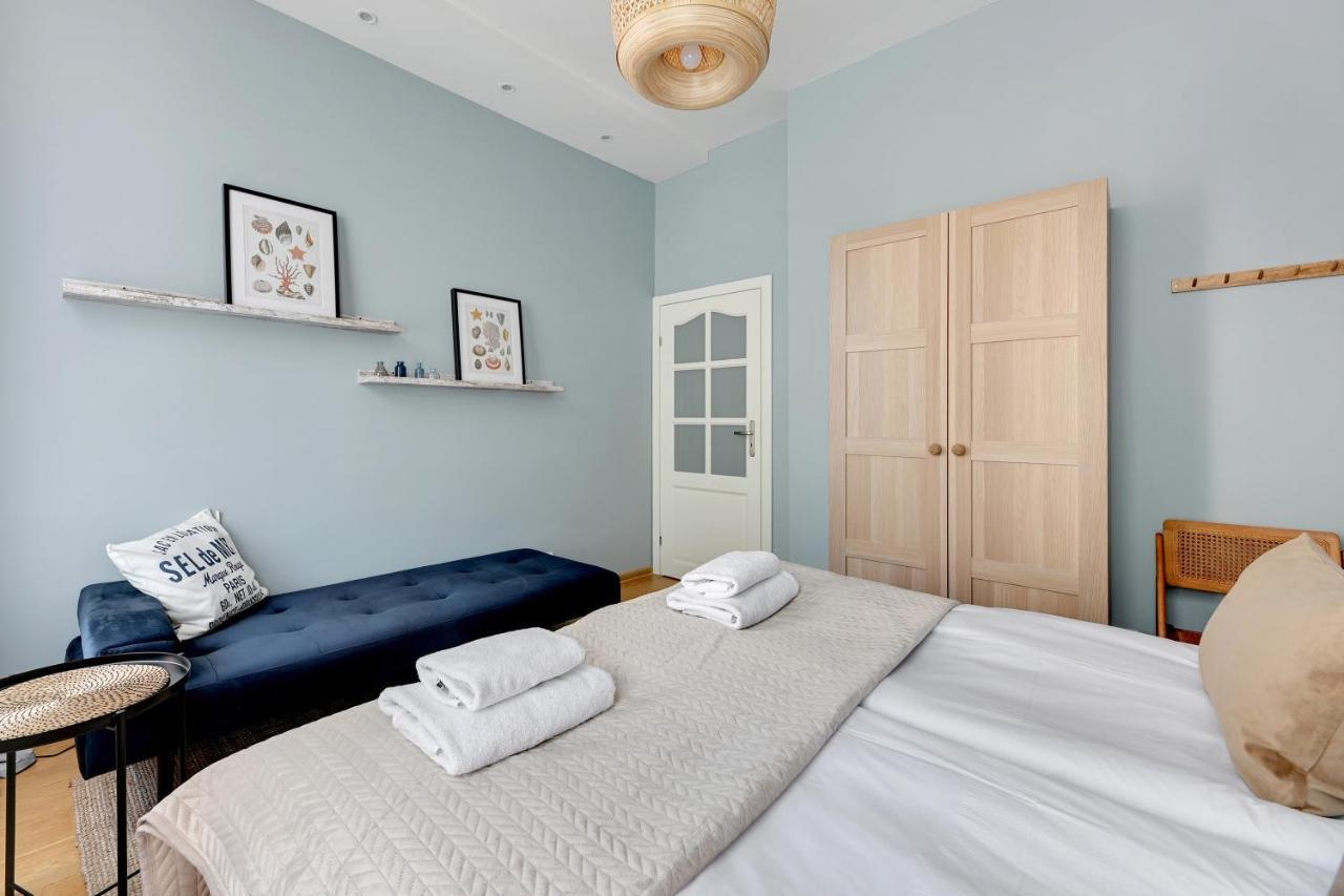 Old Town Ogarna IV Glamour By Downtown Apartments Гданск Екстериор снимка