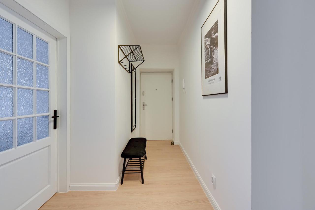 Old Town Ogarna IV Glamour By Downtown Apartments Гданск Екстериор снимка